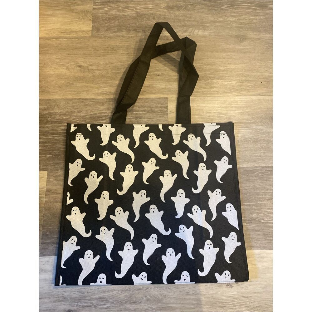 HALLOWEEN ~ Reusable Tote Bag~15”X 14” X 6.5 HALLOWEEN GHOSTS/GLOW IN THE DARK